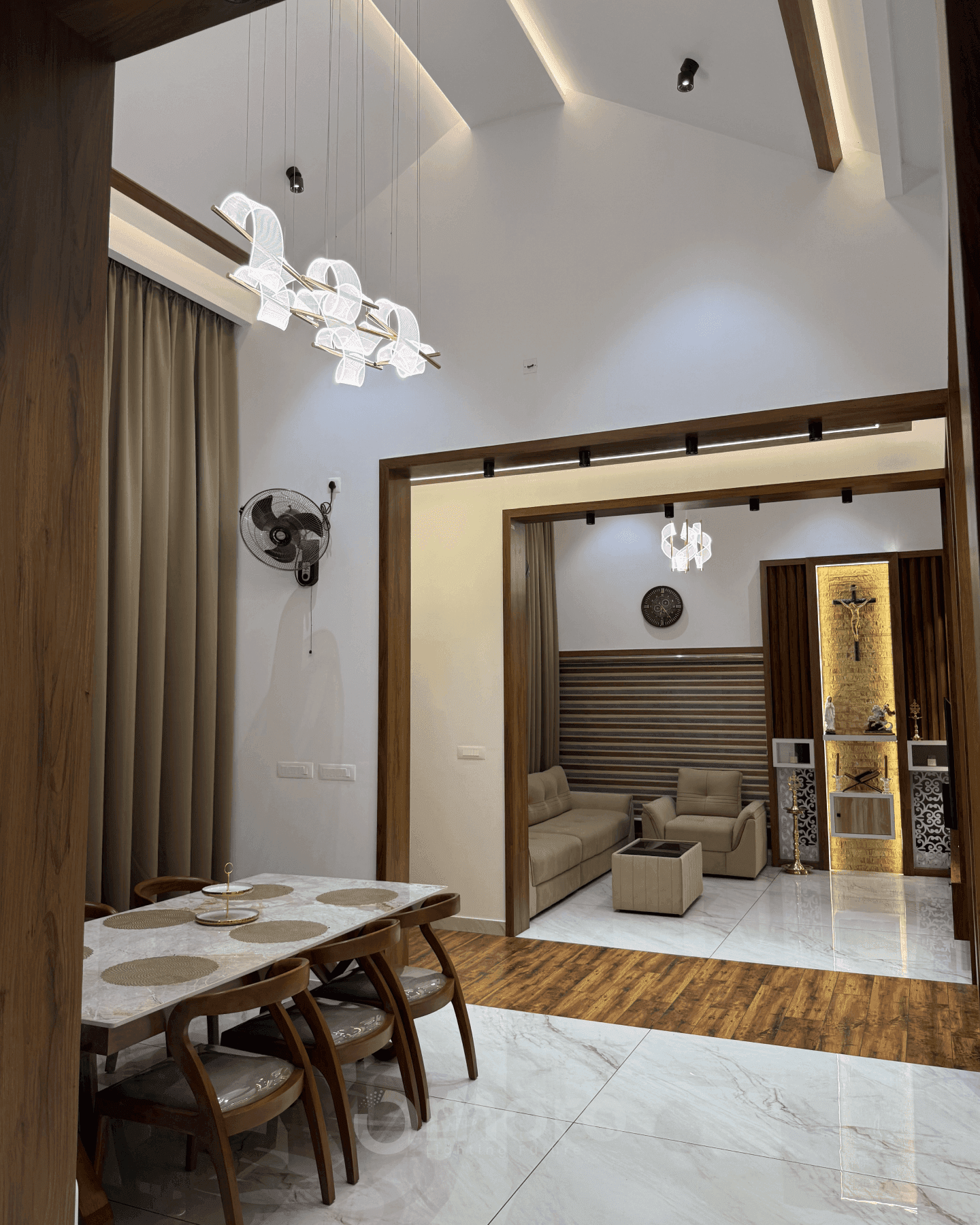 GEORGIE VILLA - Image 5