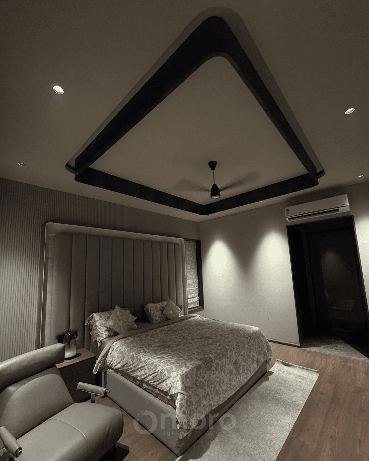 MOMENTSSS - Image 13